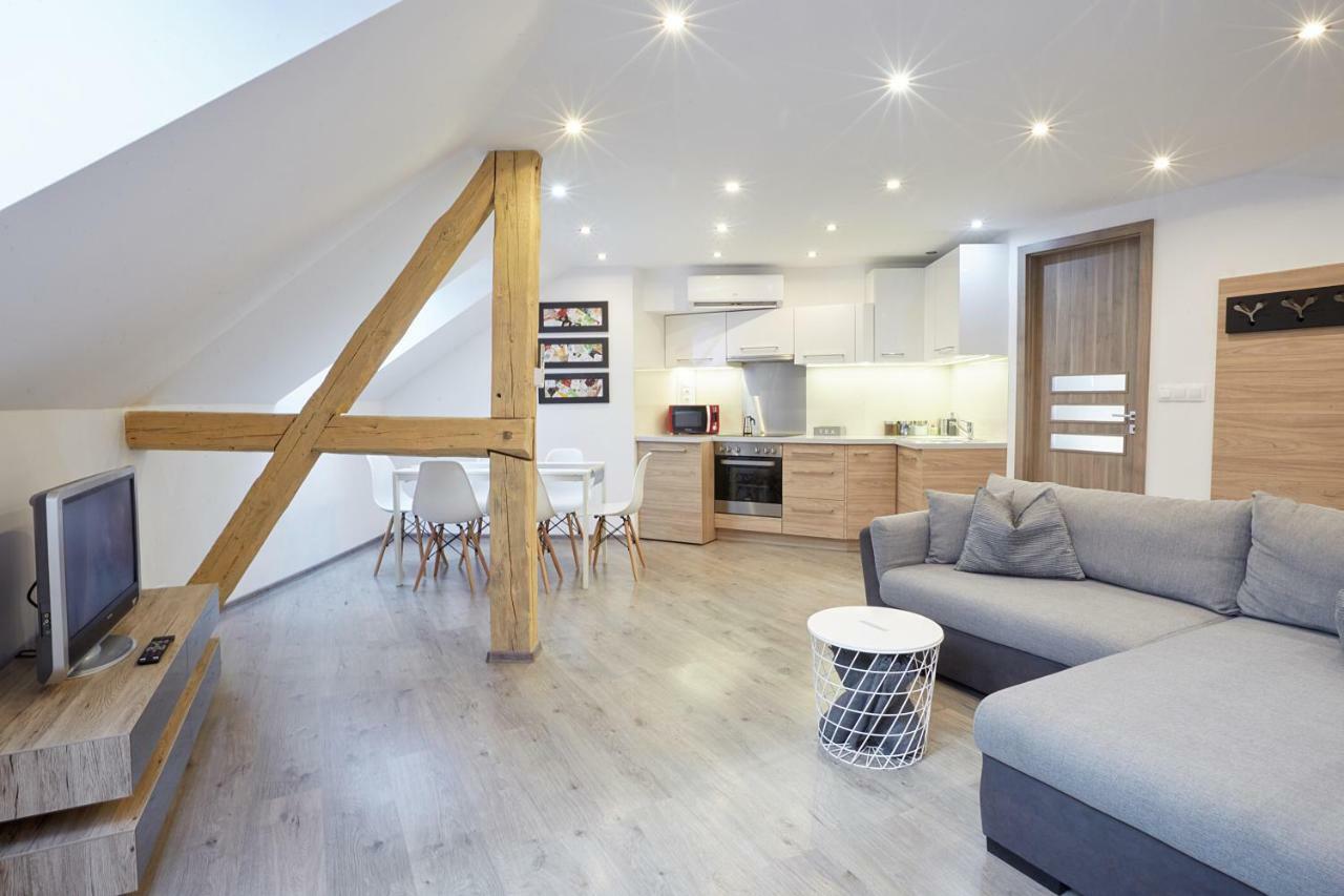 Foter Apartman Виллань Экстерьер фото